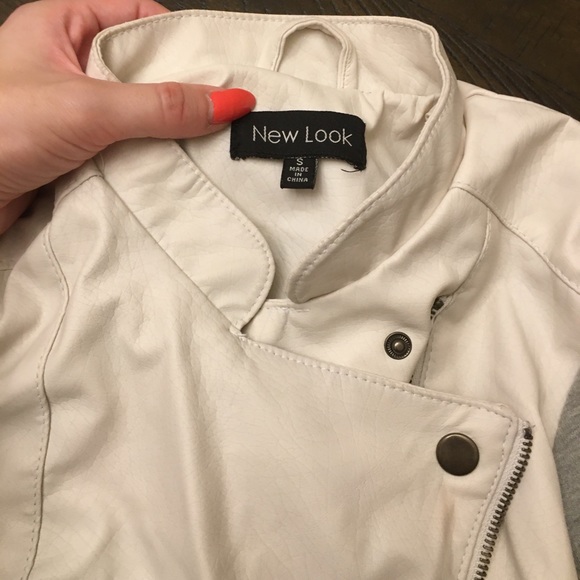 White & Gray Zipper Jacket w/ Buttons - Picture 2 of 4